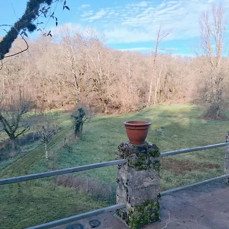 Demeure Perigourdine, Prairies Et Acces Riviere *