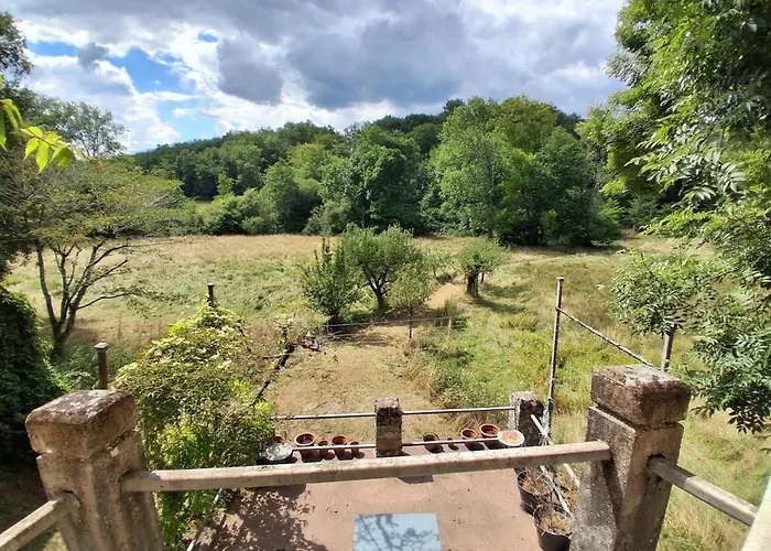 Casa de Férias Demeure Perigourdine, Prairies Et Acces Riviere *