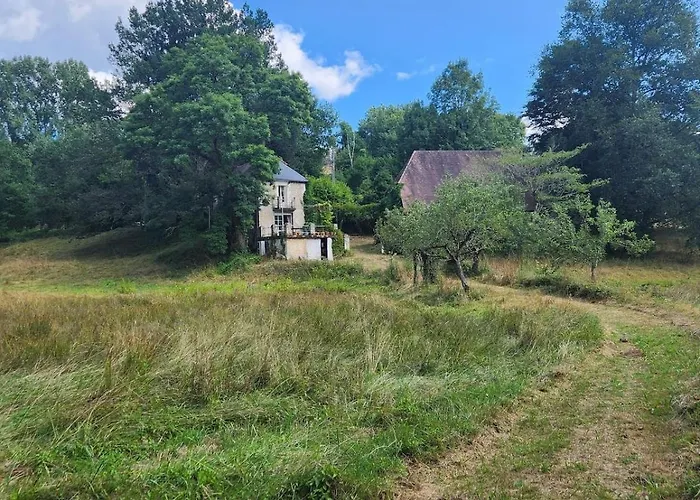 Holiday home Demeure Perigourdine, Prairies Et Acces Riviere Cherveix-Cubas